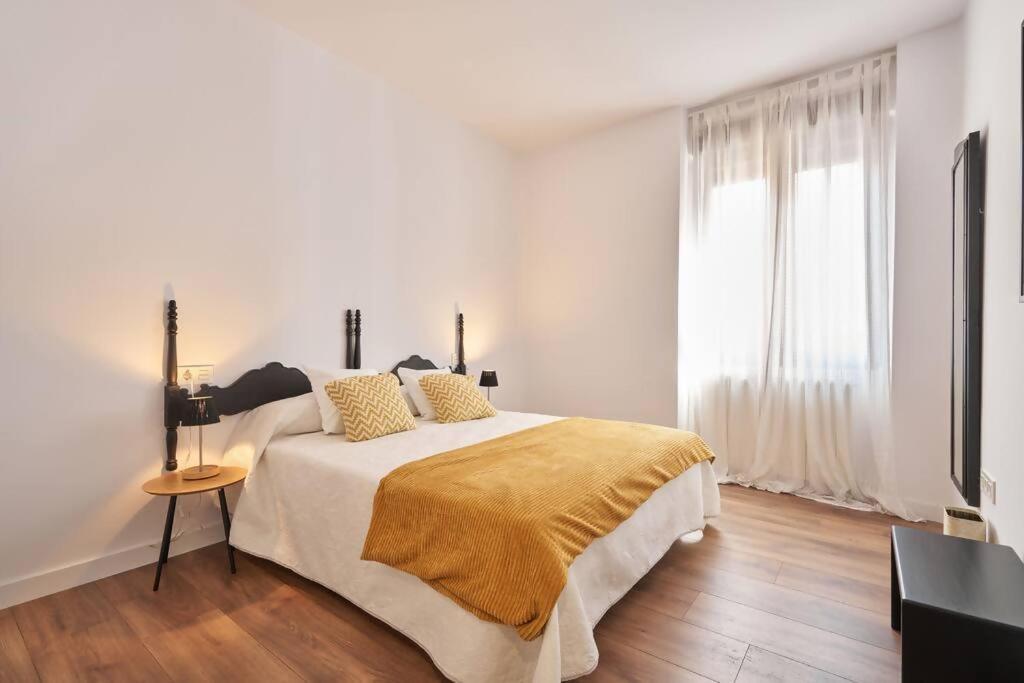 Amplio Alojamiento Centro Barrio Del Oeste Salamanca Eksteriør billede